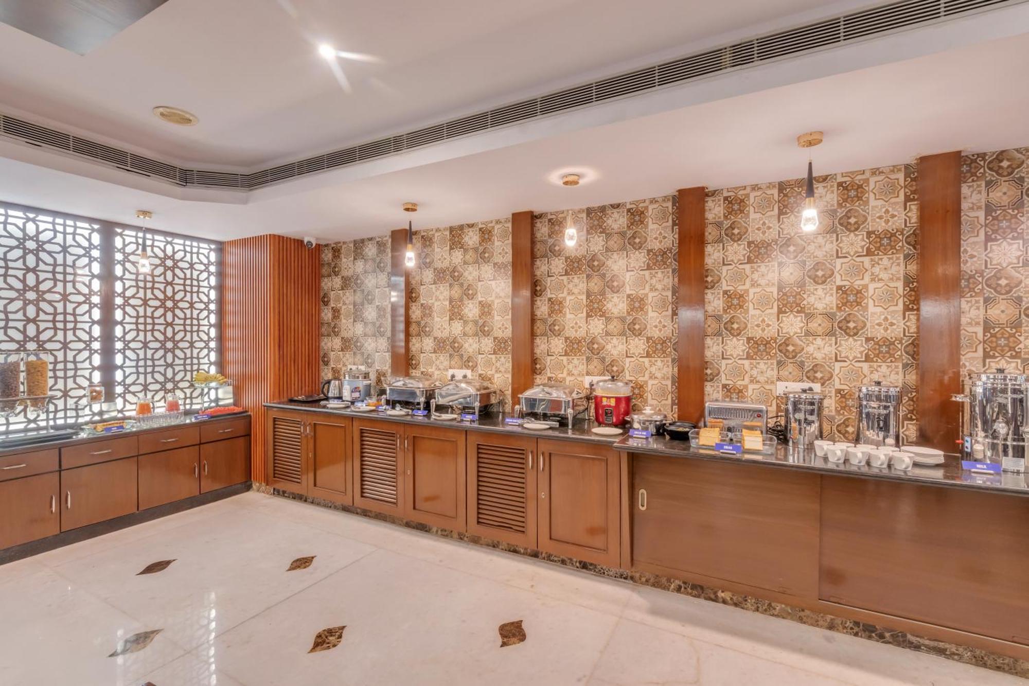 Park Avenue Hotel & Apartments Trichy Tiruchirappalli Exterior foto